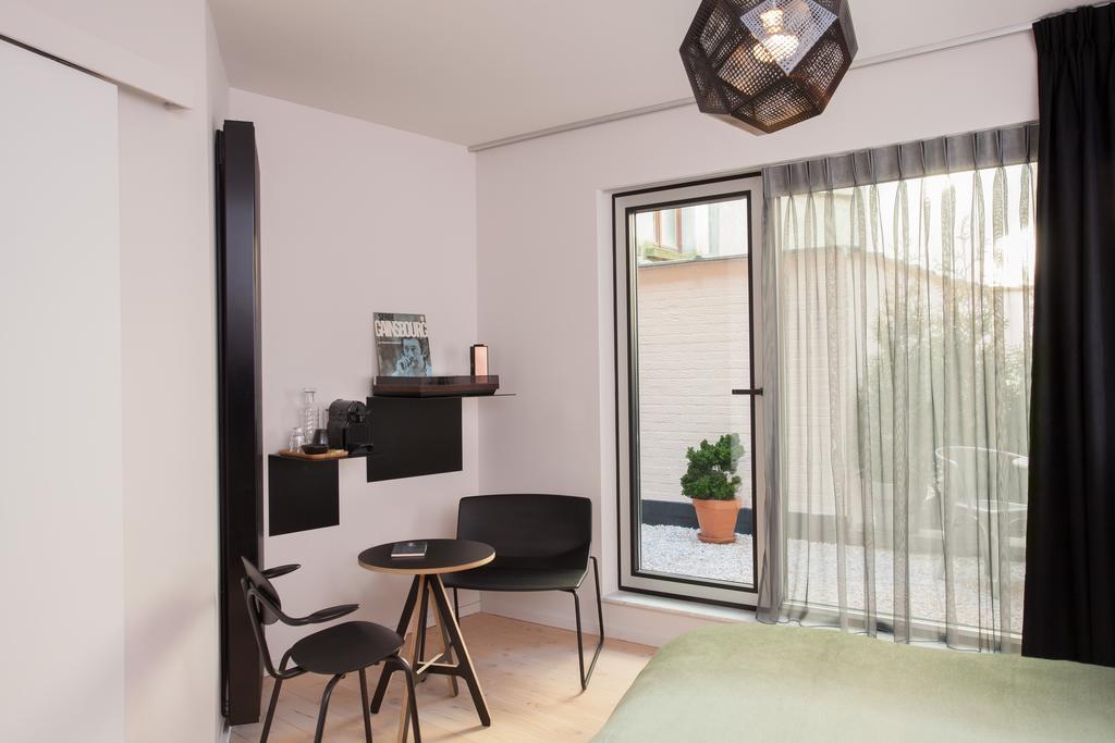 B&B Lucy In The Sky Antwerp Bilik gambar
