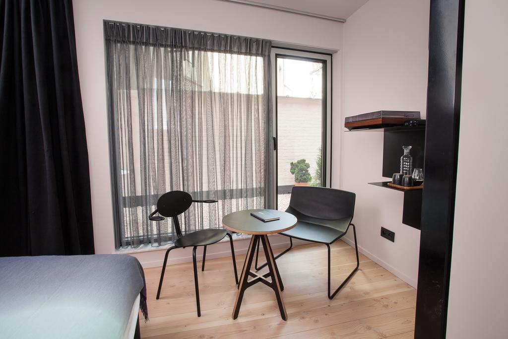B&B Lucy In The Sky Antwerp Bilik gambar
